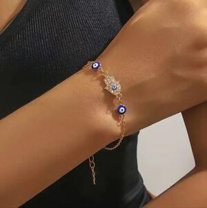 Devil's Eye Inlaid Rhinestone Eye Love Palm Bracelet